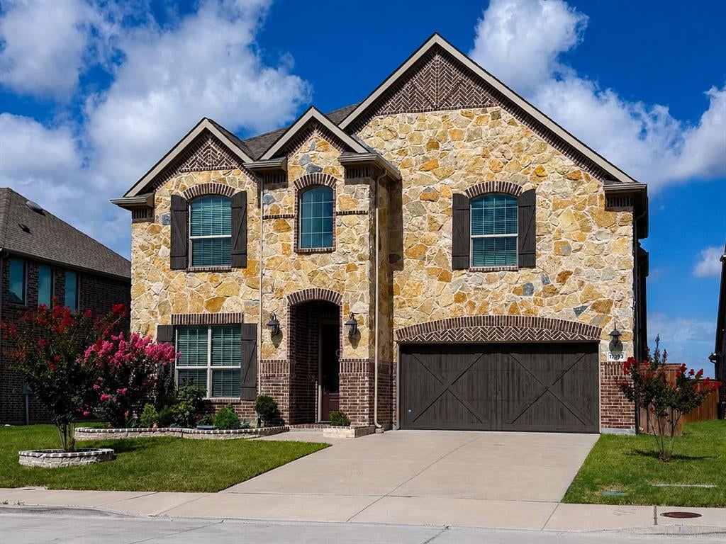 17293 Texas Pistache Dr, Dallas, TX 75252 photo