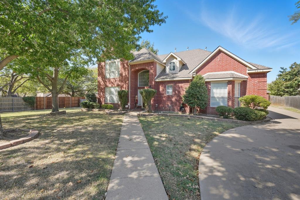 5010 Coventry Ln, Arlington, TX 76017