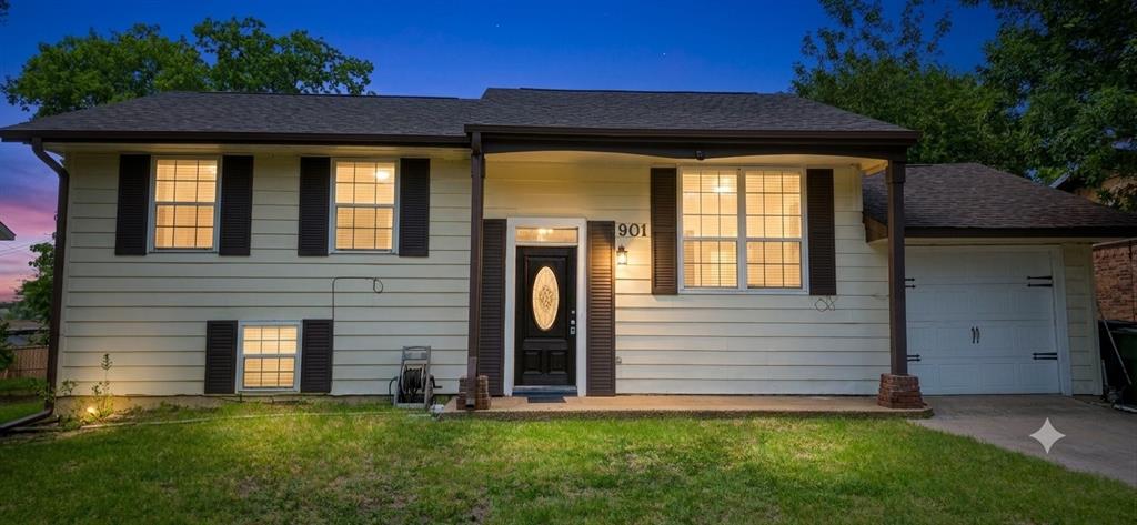 901 Daugherty Dr, Garland, TX 75041