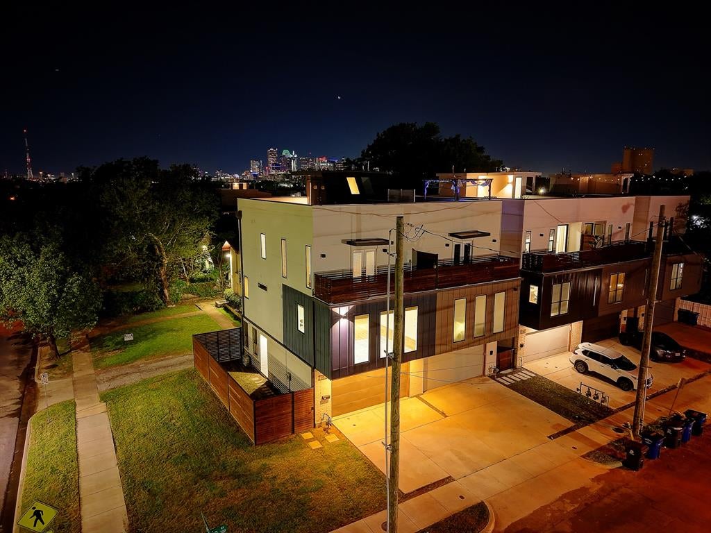 183 S Prairie Ave, Dallas, TX 75226 photo
