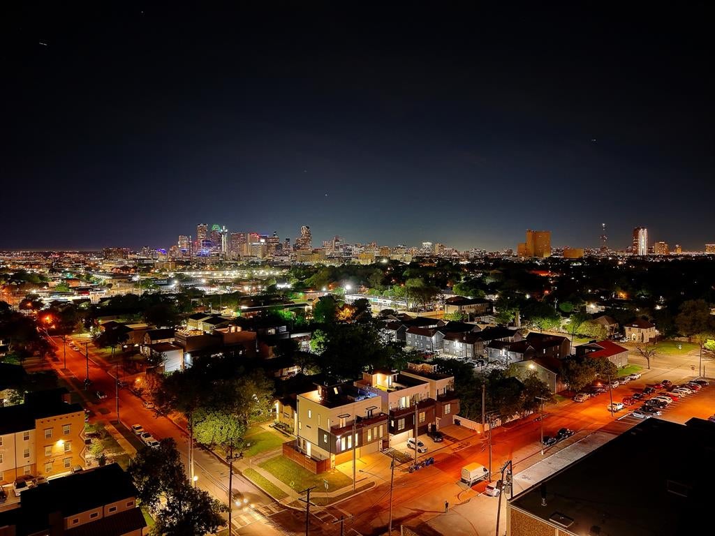 183 S Prairie Ave, Dallas, TX 75226 photo