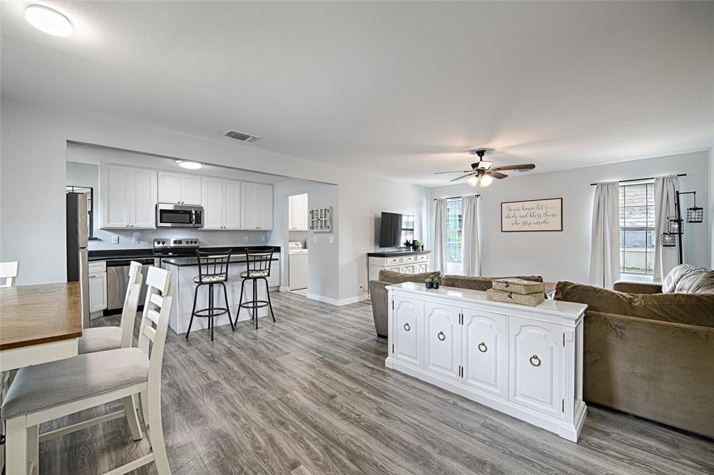 1102 14 St, Honey Grove, TX 75446 photo