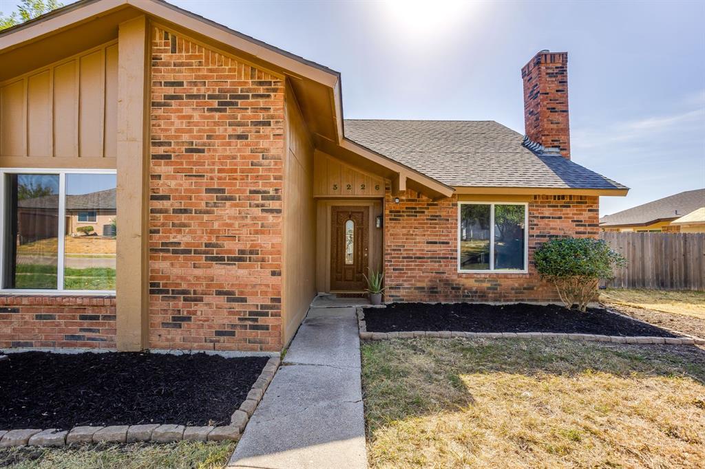 3226 Delaford Dr, Carrollton, TX 75007 photo