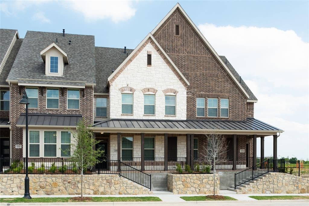 2108 Naples Dr, Rowlett, TX 75088