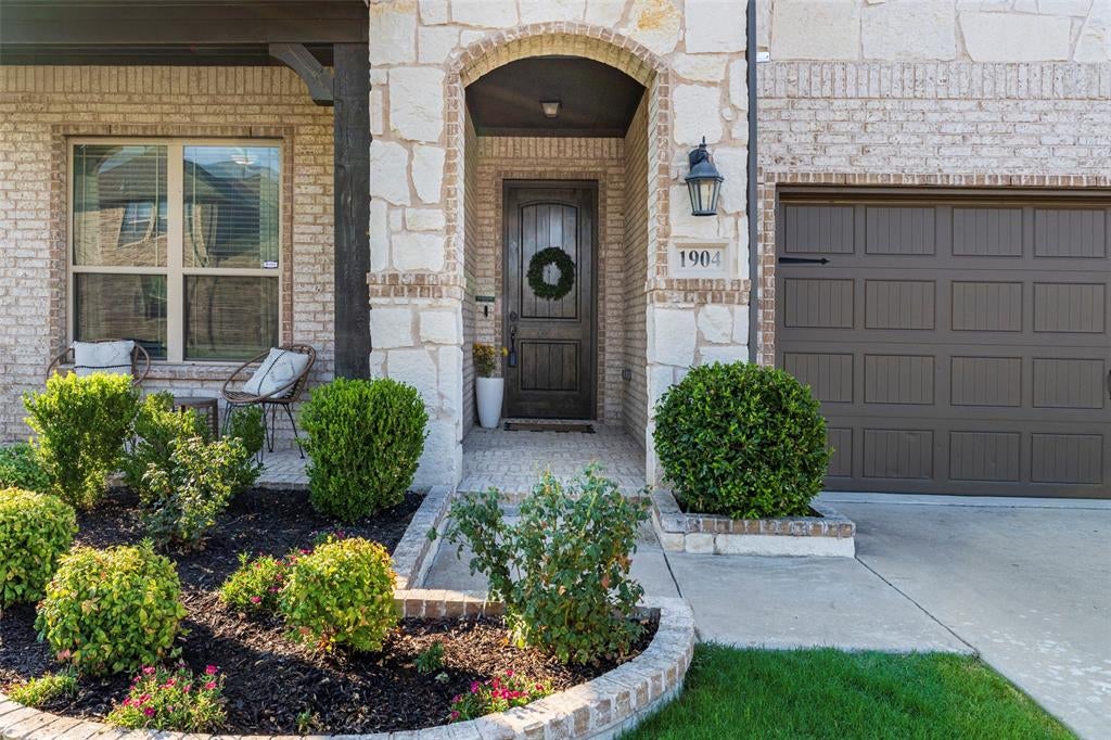 1904 Lasseter Dr, Mansfield, TX 76063 photo