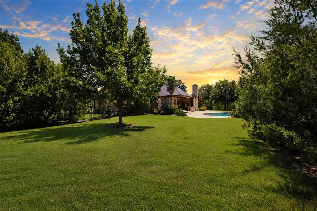 2 Westchester Ct, Heath, TX 75032 photo