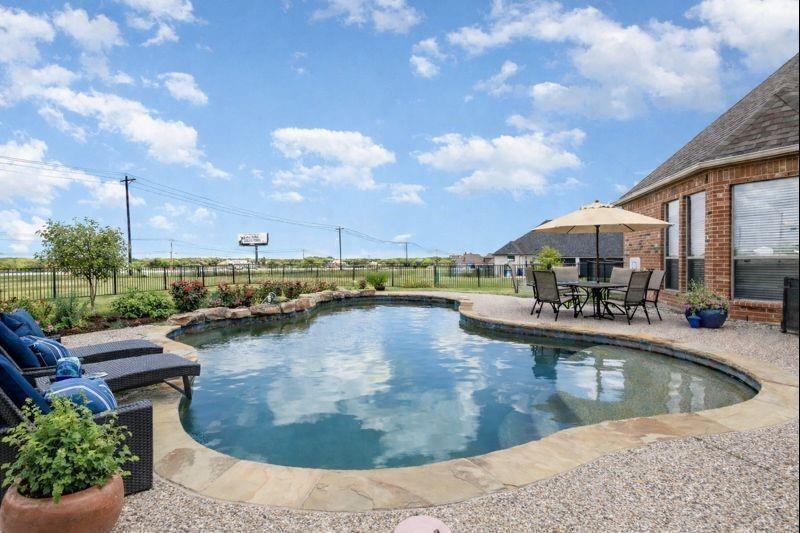 123 Ranch House Rd, Rockwall, TX 75032