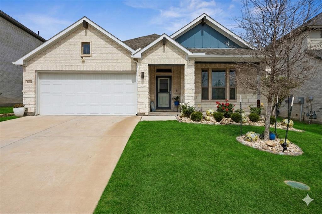 2404 Ponca Dr, Fort Worth, TX 76179