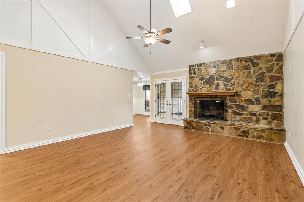 6640 Pleasant Ridge Dr, North Richland Hills, TX 76180 photo