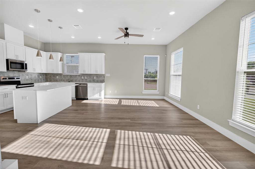 2945 Gordon Ave, Fort Worth, TX 76110 photo