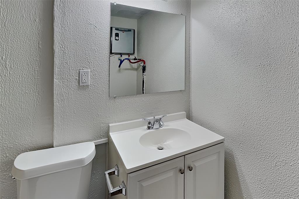 517 Isbell Rd, Fort Worth, TX 76114 photo