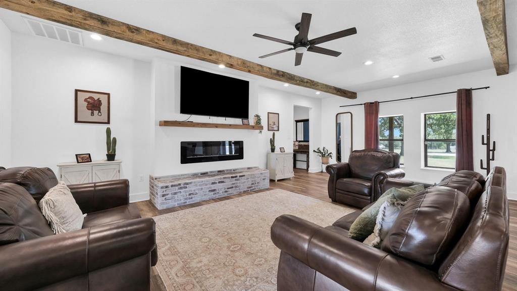 133 Prairie Ln, Weatherford, TX 76087 photo
