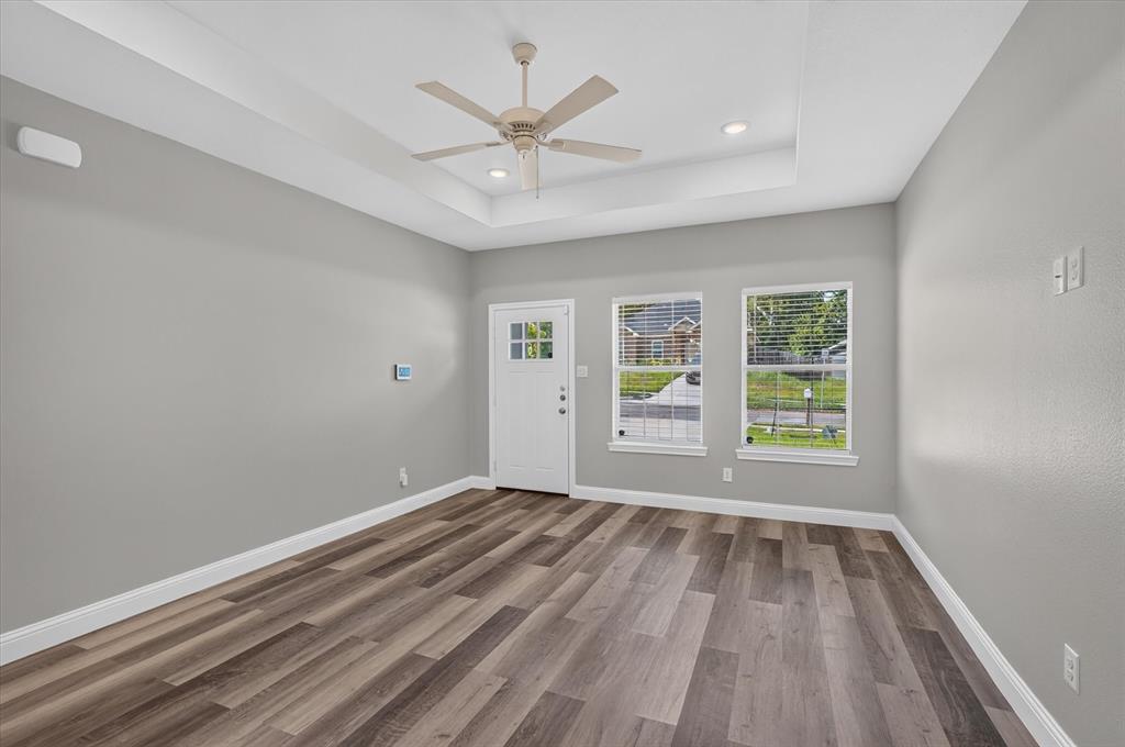 2109 Church St, Greenville, TX 75401 photo