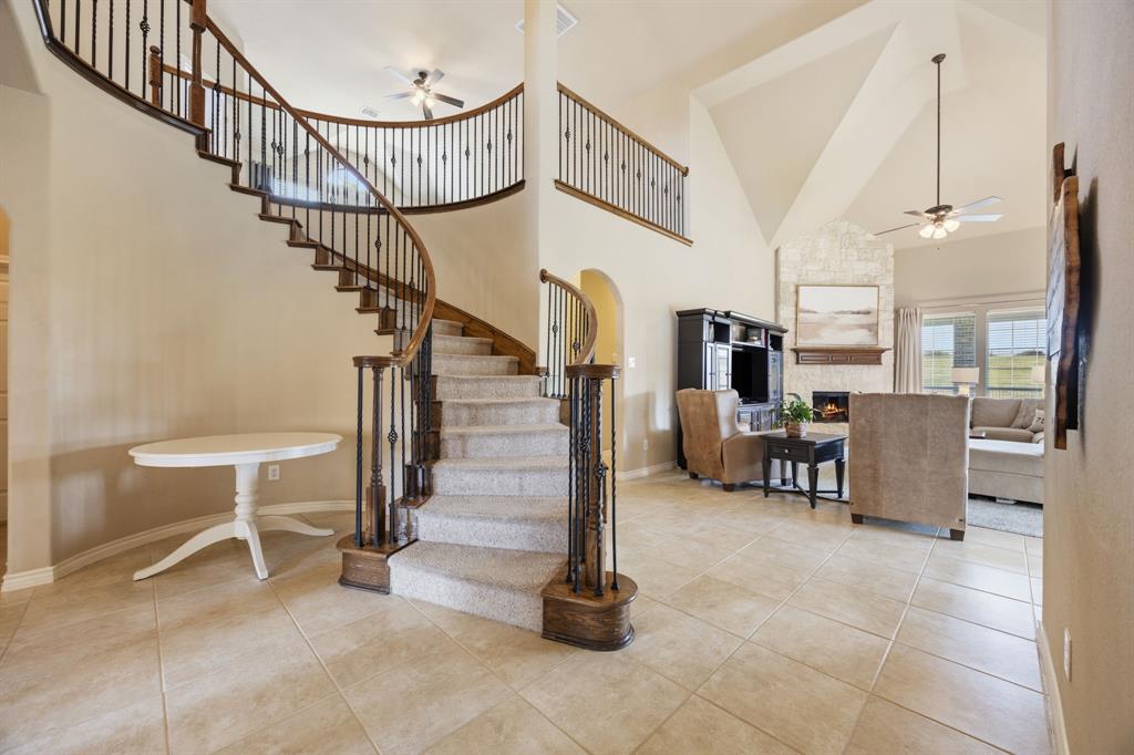 305 Tobiano Ct, Celina, TX 75009 photo