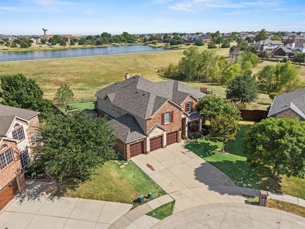 305 Tobiano Ct, Celina, TX 75009 photo