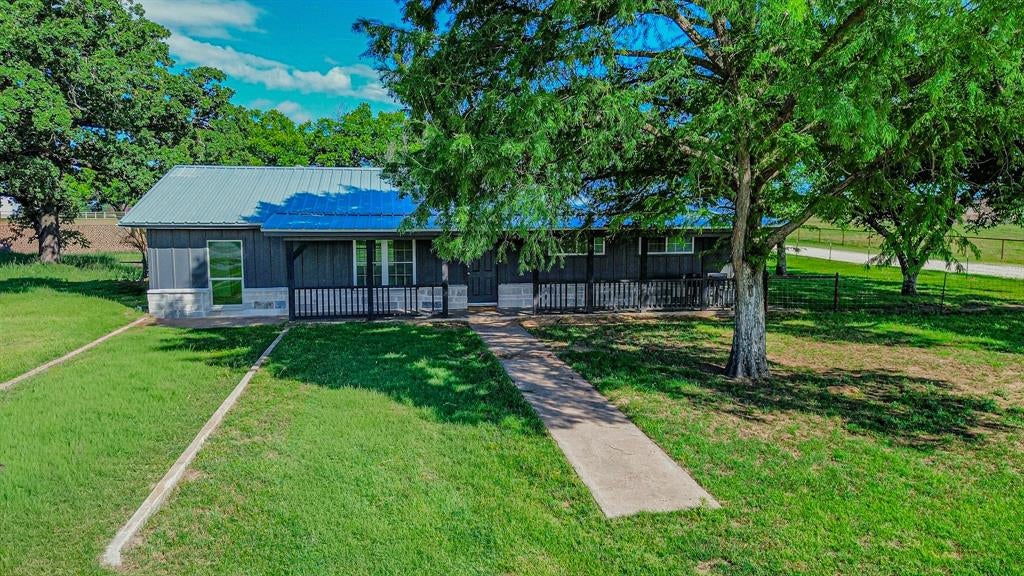 1216 Taylor Rd, Weatherford, TX 76087