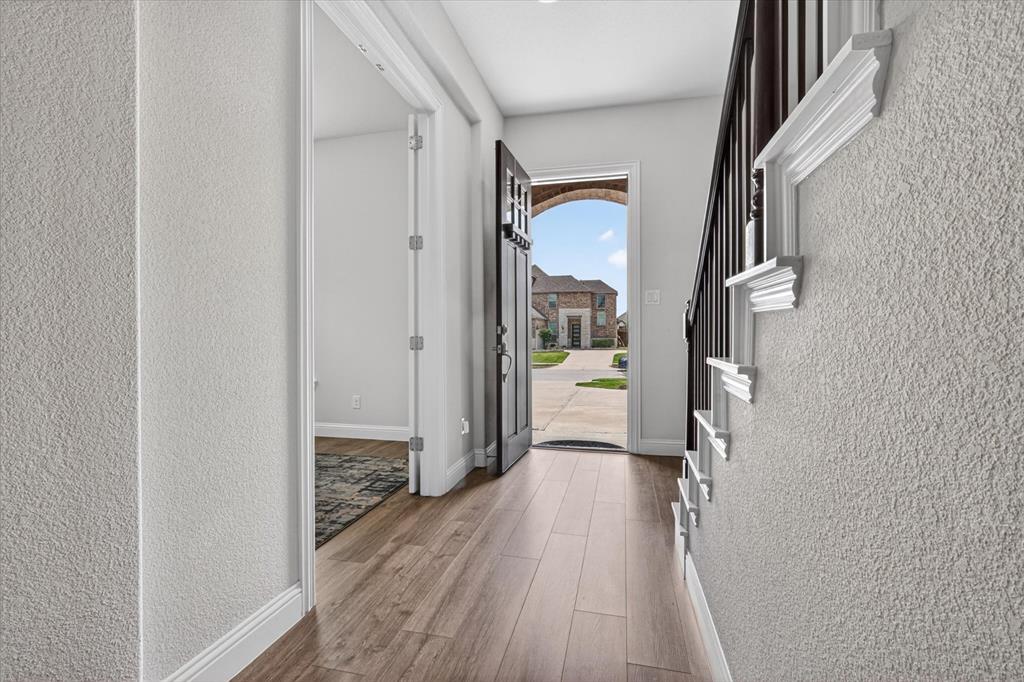 912 Brenda Dr, Mansfield, TX 76063 photo