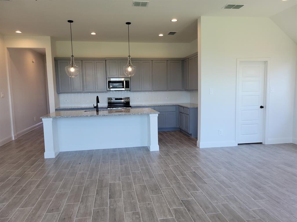 3004 Rembrandt Dr, Royse City, TX 75189 photo