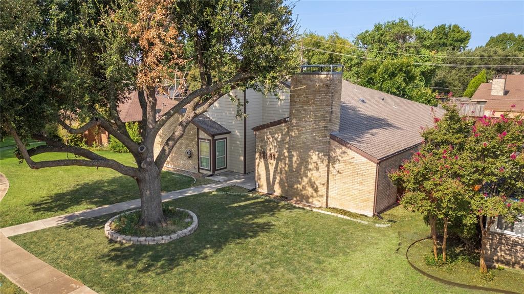 13407 Hedgeapple Dr, Dallas, TX 75243 photo