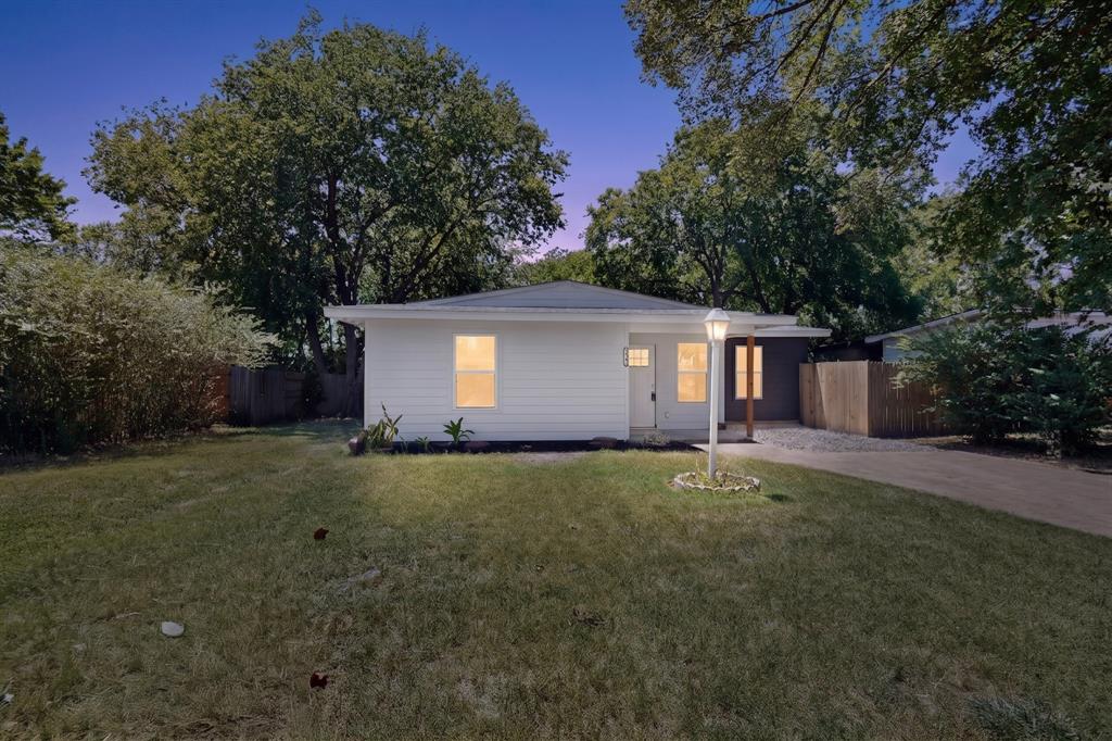 703 Jardin Dr, Mesquite, TX 75149