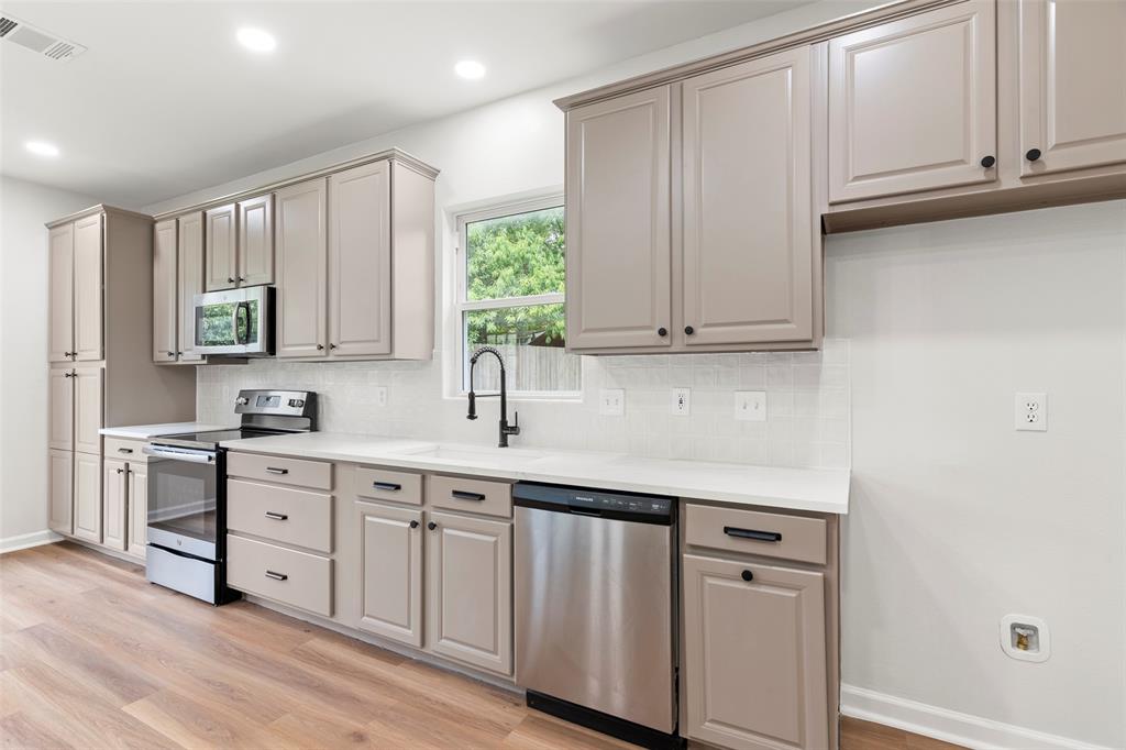 5423 Bryce Canyon Ct, Fort Worth, TX 76137 photo