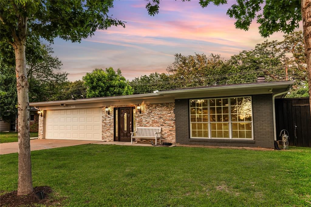 2010 William Brewster St, Irving, TX 75061 photo