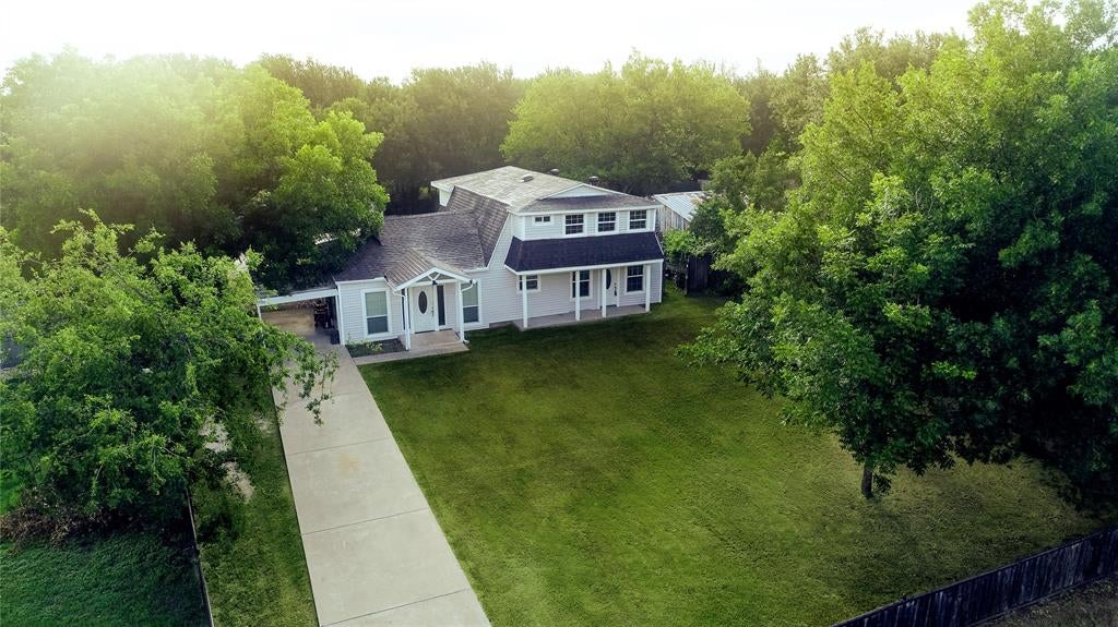405 Granbury Ct, Granbury, TX 76049