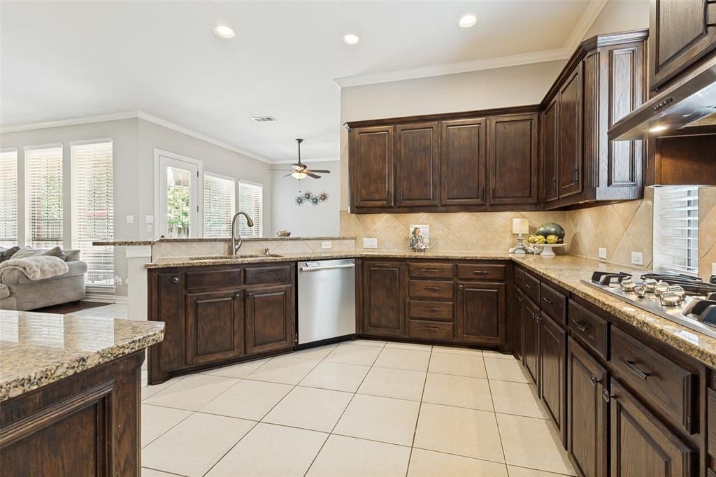 1227 Comanche Dr, Allen, TX 75013 photo