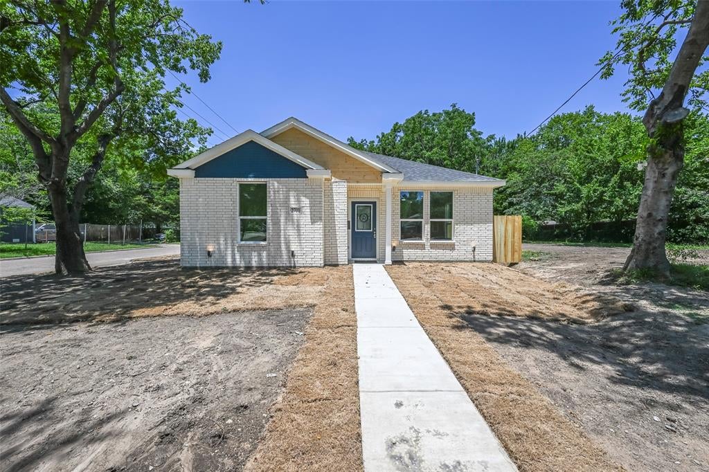 2701 Marburg, Dallas, TX 75215