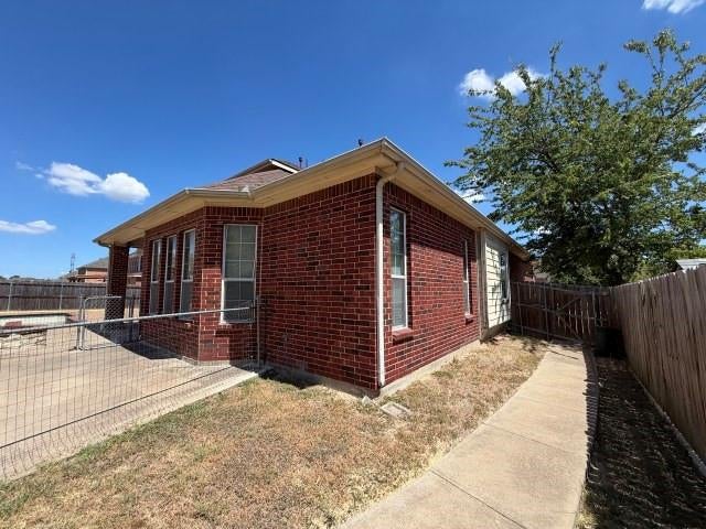 1105 Marisa Ln, Desoto, TX 75115 photo