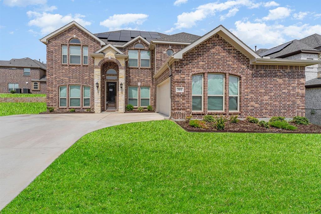 301 Calhoun St, Glenn Heights, TX 75154