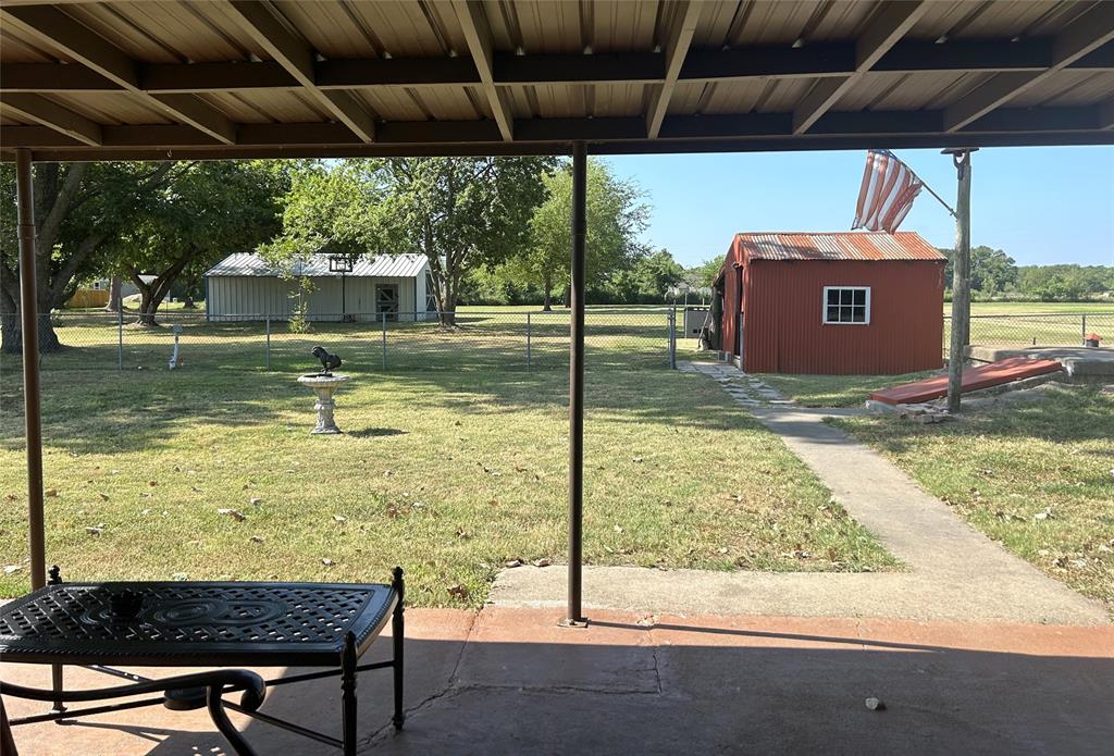 1689 W Farm To Market Road 898, Bonham, TX 75418 photo