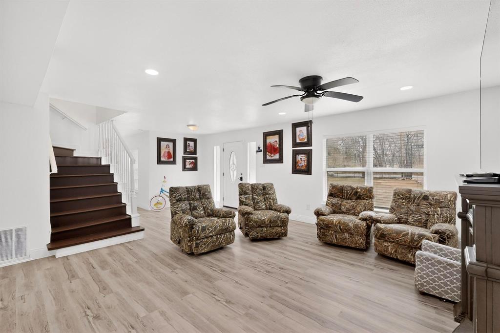12029 Forest Glen Ln, Balch Springs, TX 75180 photo
