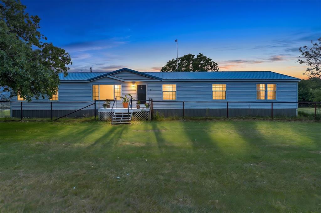197 County Road 3382, Paradise, TX 76073 photo