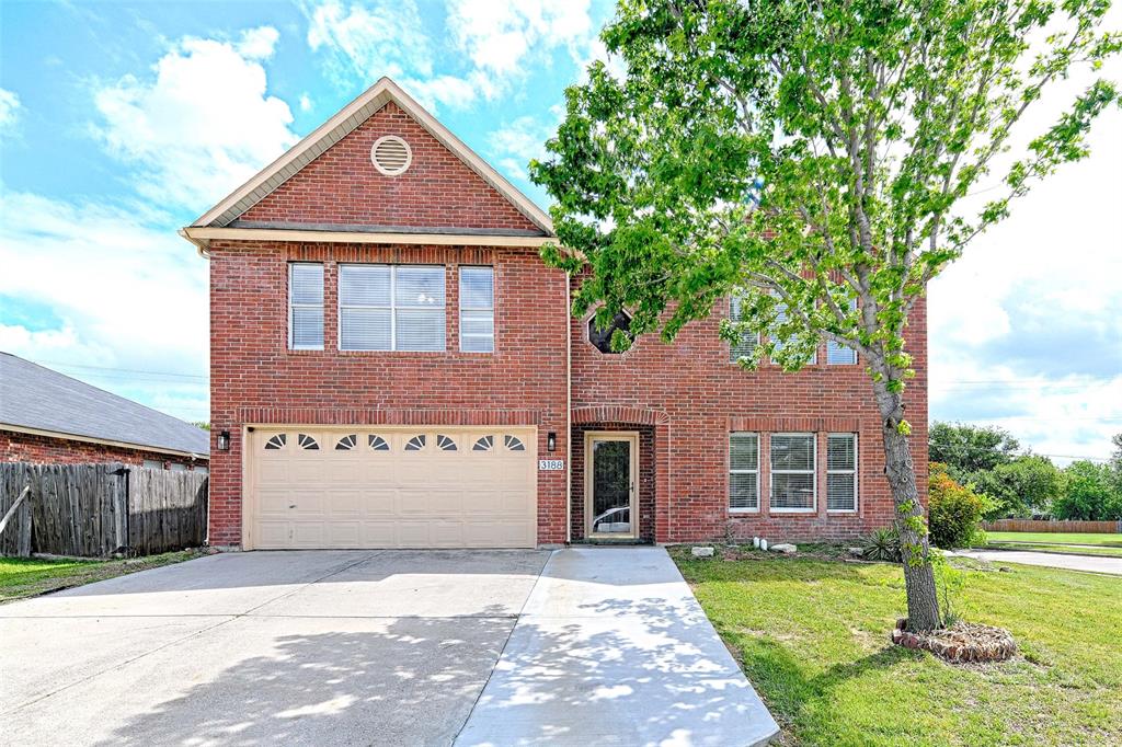 3188 Spyglass Dr, Grand Prairie, TX 75052 photo
