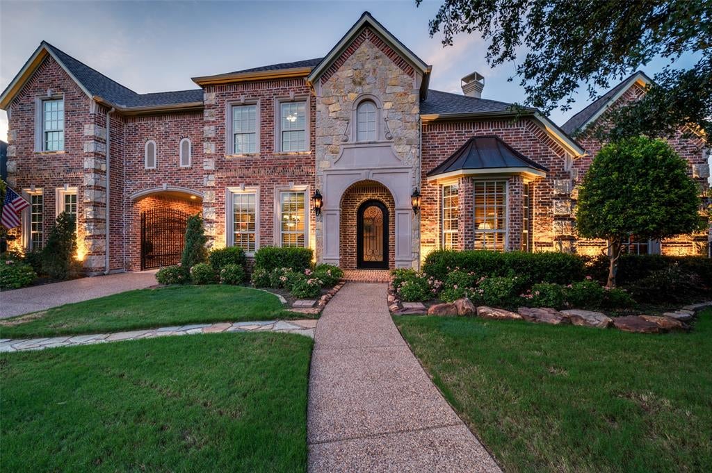 8411 Buffalo Dr, Lantana, TX 76226 photo