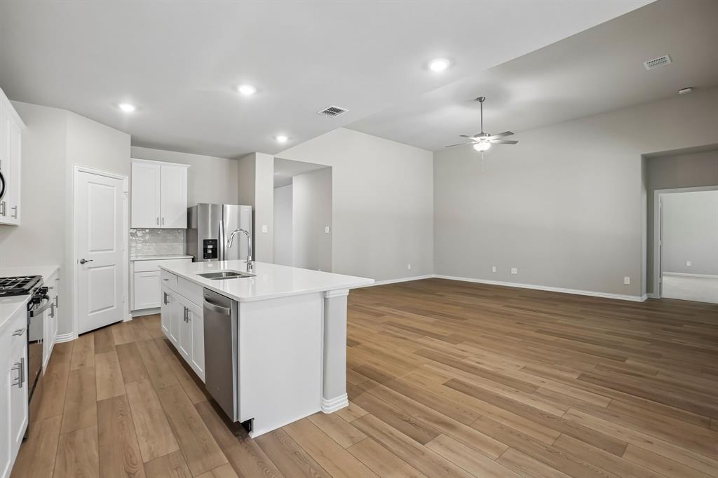 2401 Grand Teton Dr, Anna, TX 75409 photo