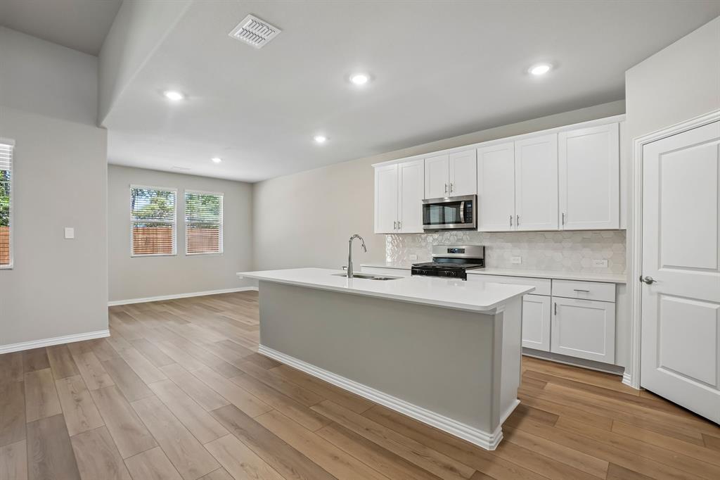 2401 Grand Teton Dr, Anna, TX 75409 photo