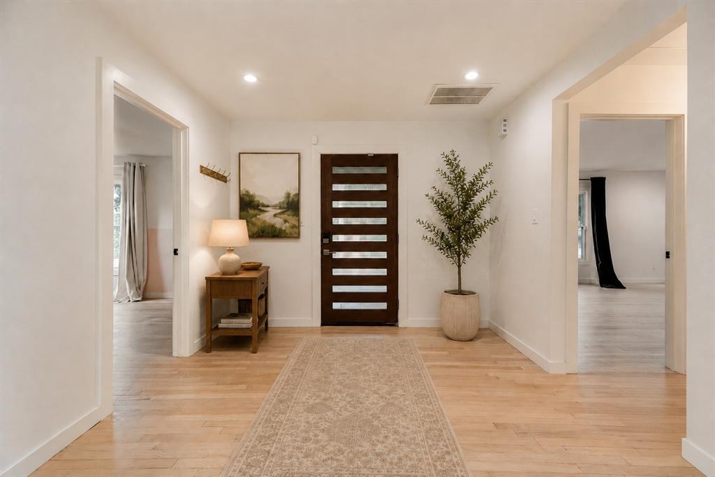 3016 6 Ave, Fort Worth, TX 76110 photo