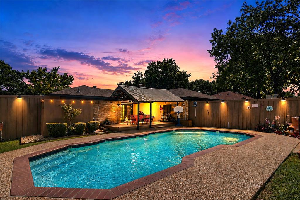 5110 Vera Cruz Dr, Garland, TX 75043