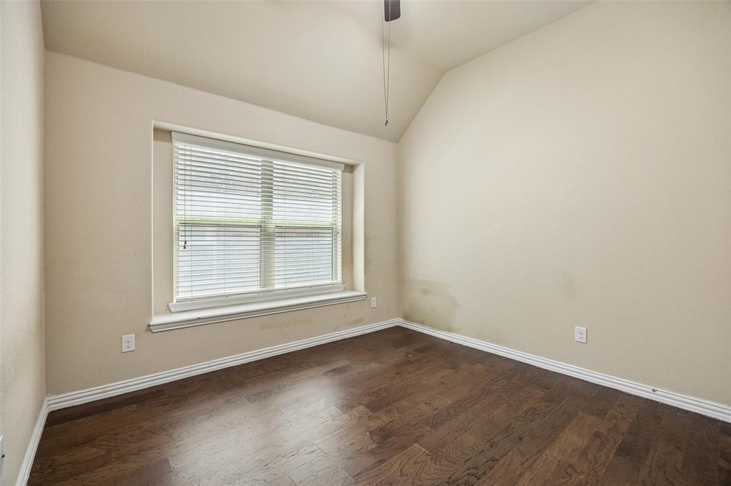 338 Wyndale Dr, Lewisville, TX 75056 photo