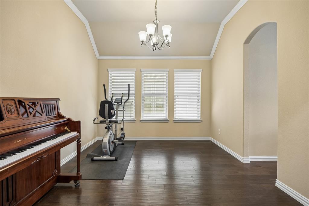 338 Wyndale Dr, Lewisville, TX 75056 photo