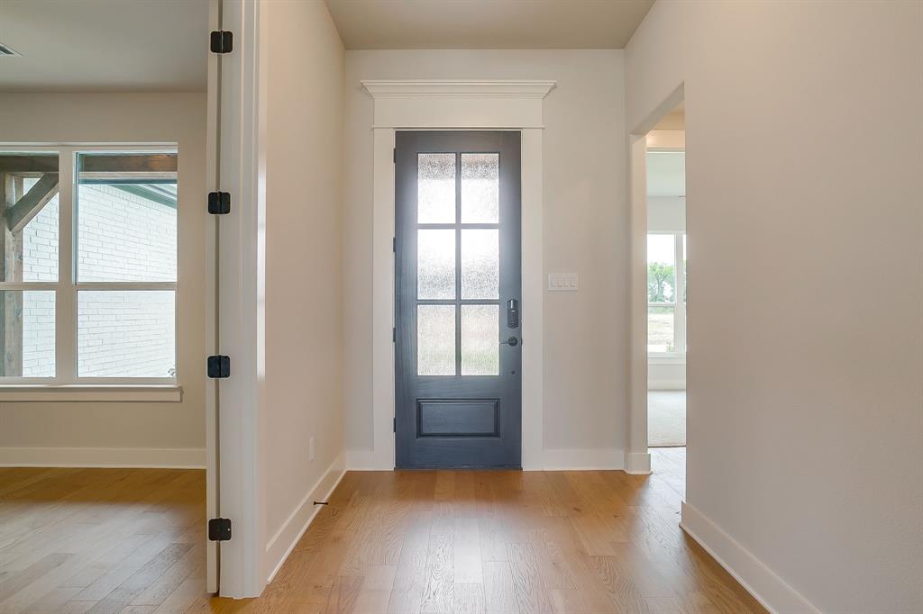 10100 Bartlett Peak Dr, Waxahachie, TX 75167 photo