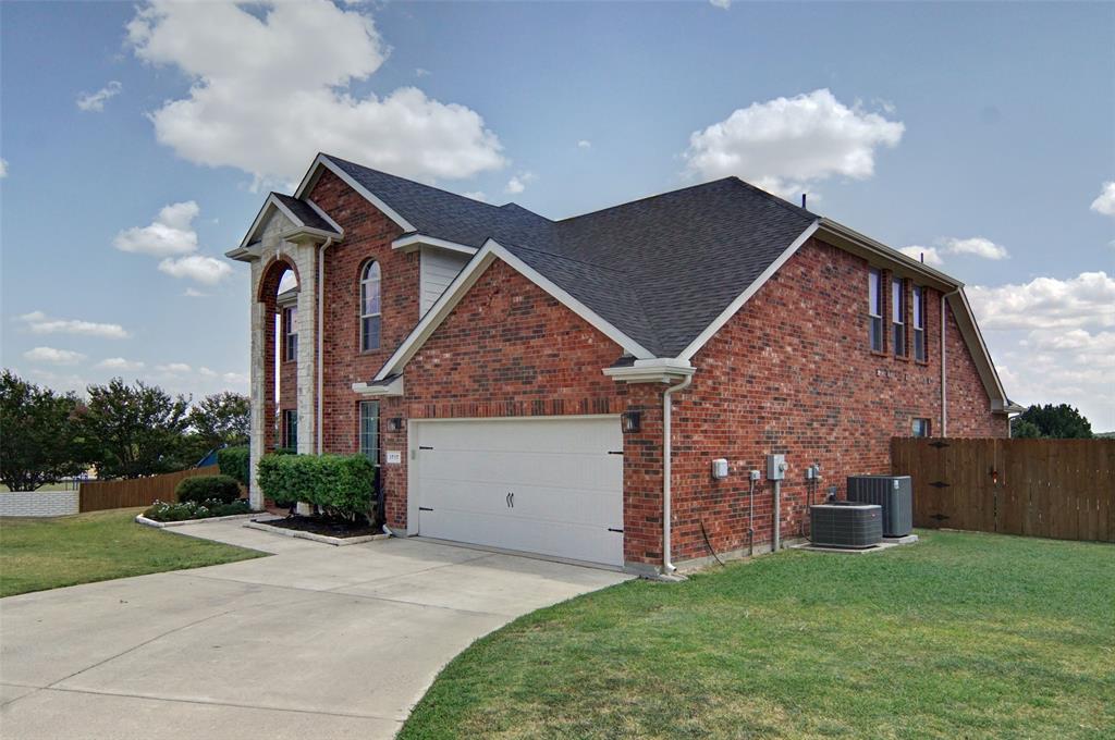 1717 Sorrel Ct, Weatherford, TX 76087 photo