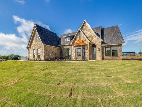 Single Family Residence in Decatur TX 300 County Road 3141.jpg