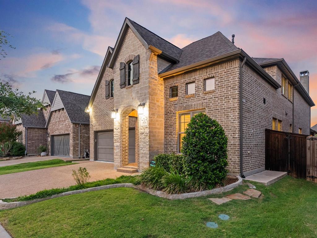 4528 Sir Craig Dr, Carrollton, TX 75010 photo