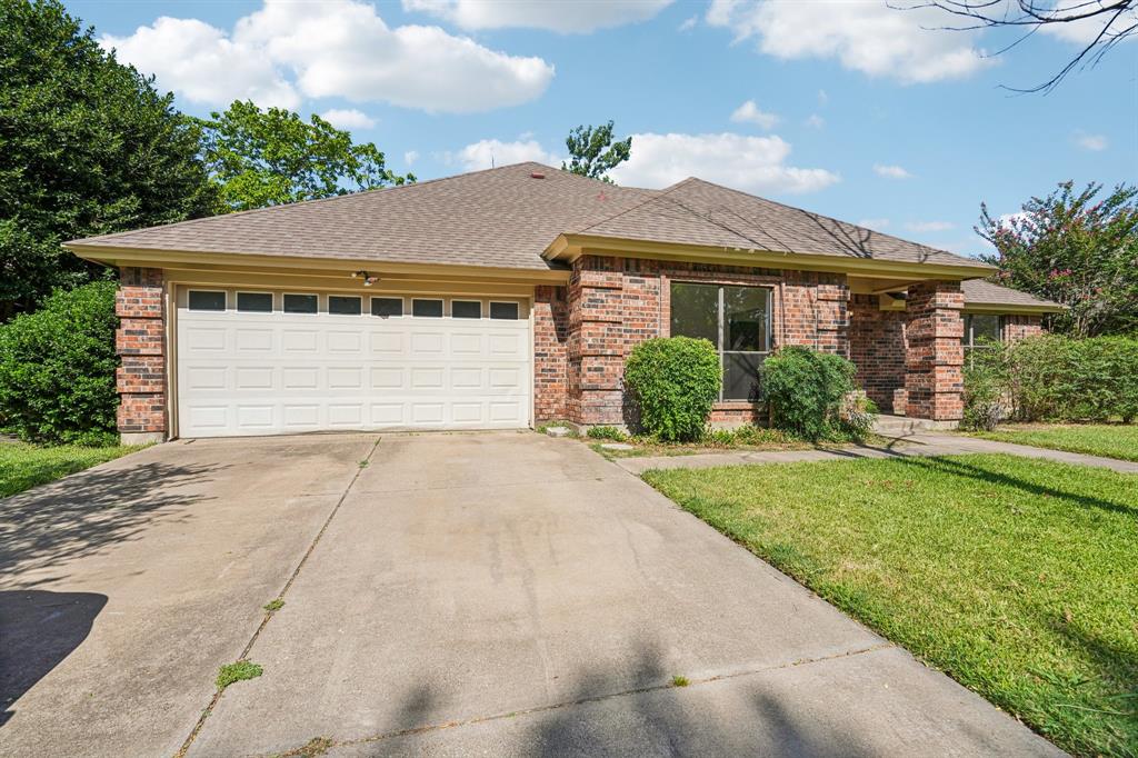 5629 Puerto Vallarta Dr, North Richland Hills, TX 76180 photo