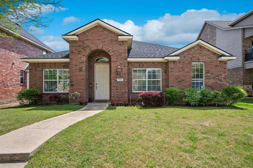 608 Bonham Dr, Lavon, TX 75166