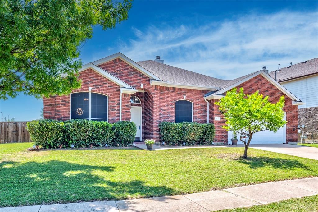 1534 Vista Ridge Dr, Forney, TX 75126