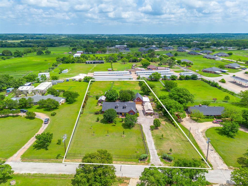 3914 Redbird Ln, Joshua, TX 76058 photo
